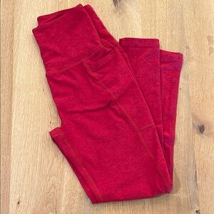 Beyond Yoga Red Space Dye Midi Pocket Leggings in Size Small